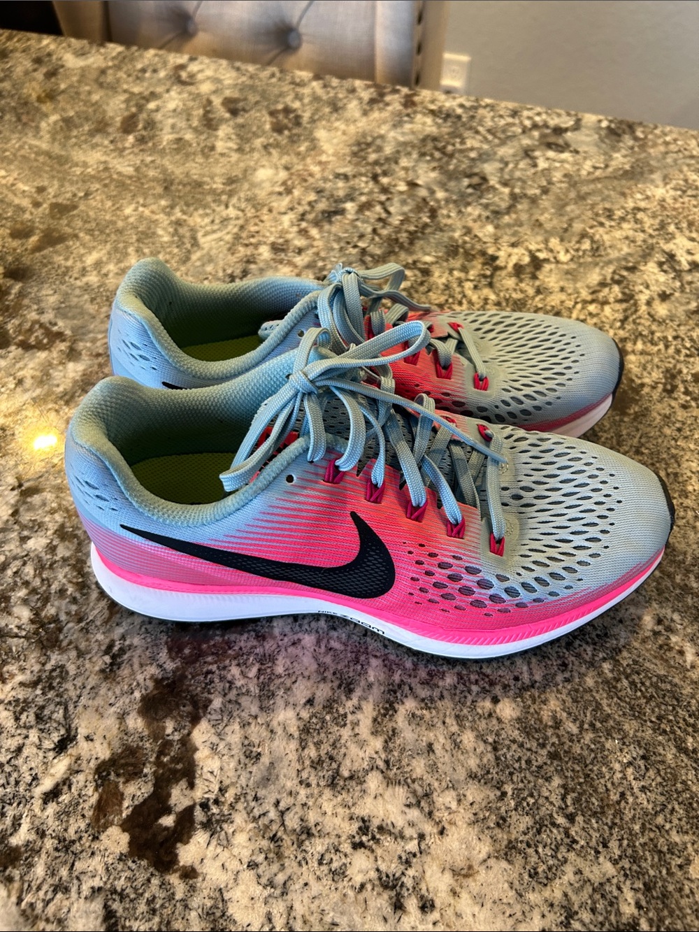 Nike Air Zoom Pegasus 34  Running Shoes 8.5